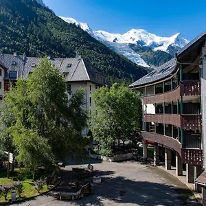 With Mountain View At The Foot Of Slopes Apartment Chamonix