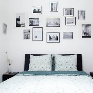 Homestay Fred's Guest Room, Vieuxport, Climatise, Friendly, Marseille